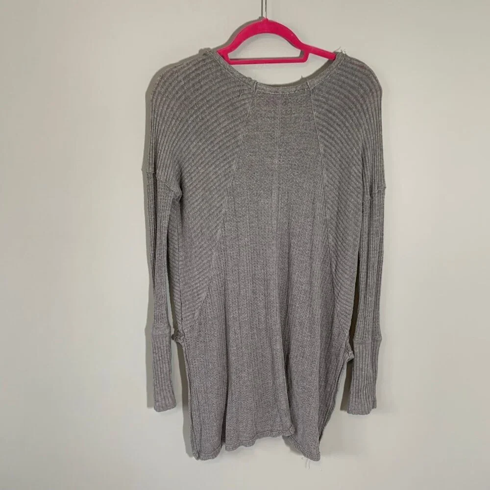 Free People Ventura Gray Waffle Knit Thermal Scoop Neck High‎ Low Top Small